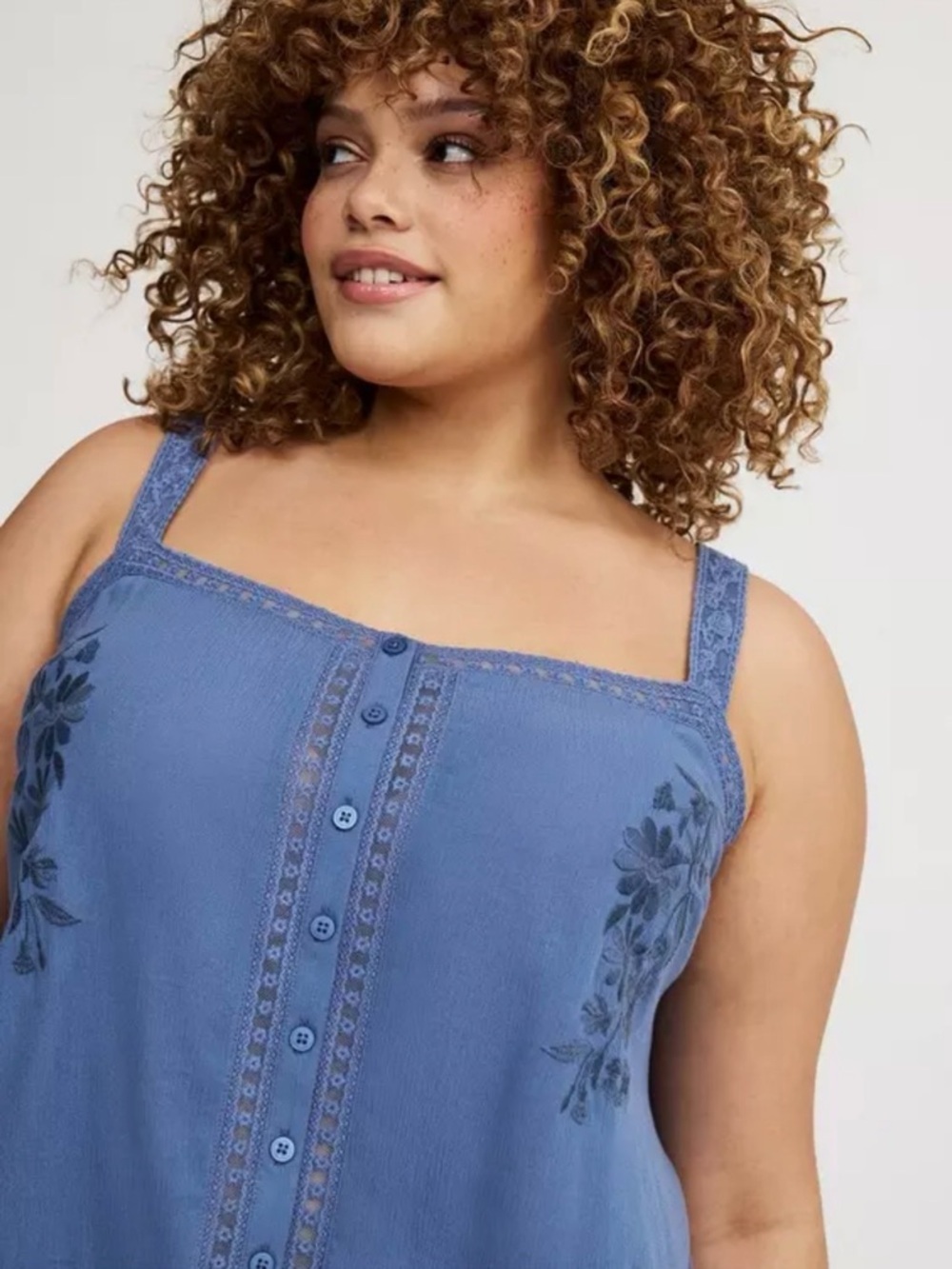 Torrid Blue Button-Front Embroidered Camisole Size 0